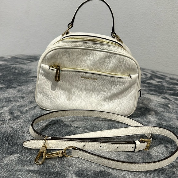 Michael Kors Crossbody Bag Cream Beige color - Picture 1 of 13